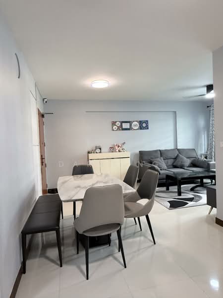 808D Choa Chu Kang Avenue 1, 808D Choa Chu Kang Avenue 1, 3 Bedrooms, 990 sqft, HDB Flat For Rent, by Daryl Ng, 500158110 - Living Room - PropertyGuru.com.sg
