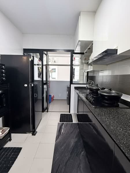 808D Choa Chu Kang Avenue 1, 808D Choa Chu Kang Avenue 1, 3 Bedrooms, 990 sqft, HDB Flat For Rent, by Daryl Ng, 500158110 - Kitchen - PropertyGuru.com.sg