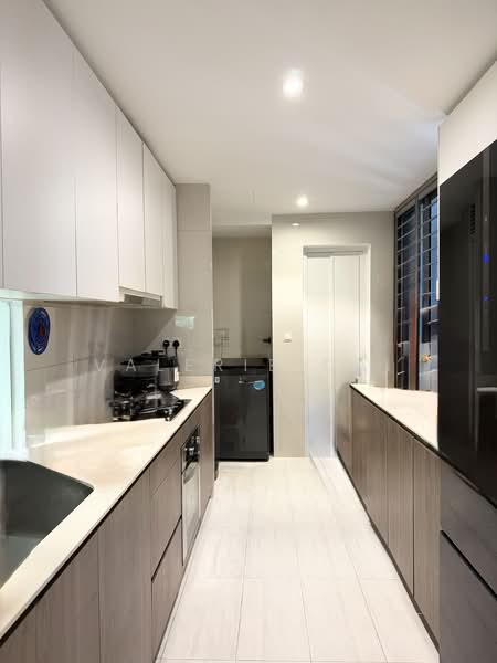 Sol Acres, 8 Choa Chu Kang Grove, 3 Bedrooms, 1,001 sqft, Executive Condominium For Sale, by Valerie Cai, 500158111 - Kitchen - PropertyGuru.com.sg