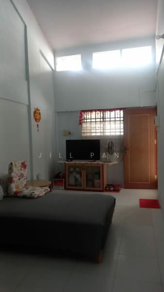 106 Hougang Avenue 1, 106 Hougang Avenue 1, 2 Bedrooms, 721 sqft, HDB Flat For Sale, by Jill Pan, 500158112 - Living Room - PropertyGuru.com.sg
