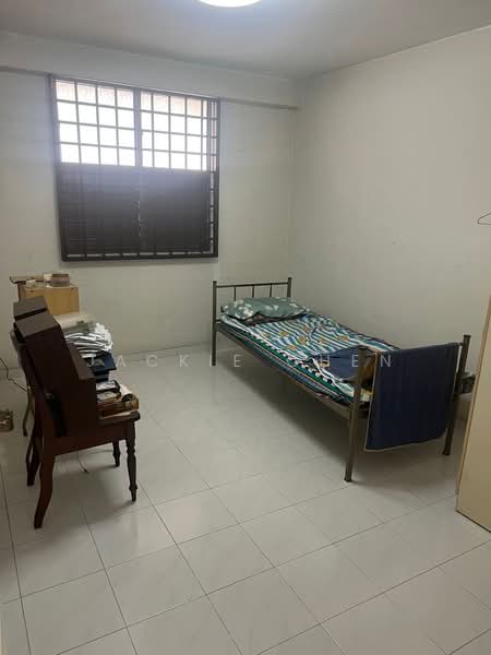 57 Lorong 5 Toa Payoh, 57 Lorong 5 Toa Payoh, 2 Bedrooms, 657 sqft, HDB Flat For Sale, by Jackie Chen, 500158121 - Bedroom - PropertyGuru.com.sg