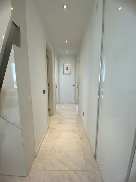 Reflections at Keppel Bay, 1 Keppel Bay View, 2 Bedrooms, 829 sqft, Condominium For Sale, by Jacqueline Lee, 500158125 - Corridor - PropertyGuru.com.sg