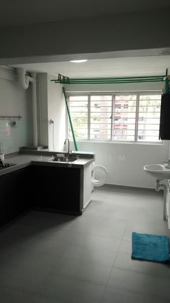 43 Holland Drive, 43 Holland Drive, 2 Bedrooms, 646 sqft, HDB Flat For Rent, by Jane Lim S C, 500158126 - Kitchen - PropertyGuru.com.sg