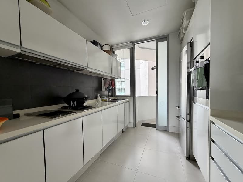 The Oceanfront @ Sentosa Cove, 293 Ocean Drive, 3 Bedrooms, 1,711 sqft, Condominium For Sale, by Maxim Loo, 500158129 - Kitchen - PropertyGuru.com.sg