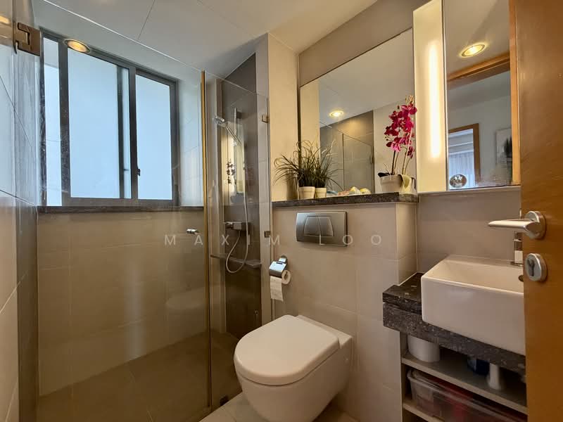 The Oceanfront @ Sentosa Cove, 293 Ocean Drive, 3 Bedrooms, 1,711 sqft, Condominium For Sale, by Maxim Loo, 500158129 - Bathroom - PropertyGuru.com.sg