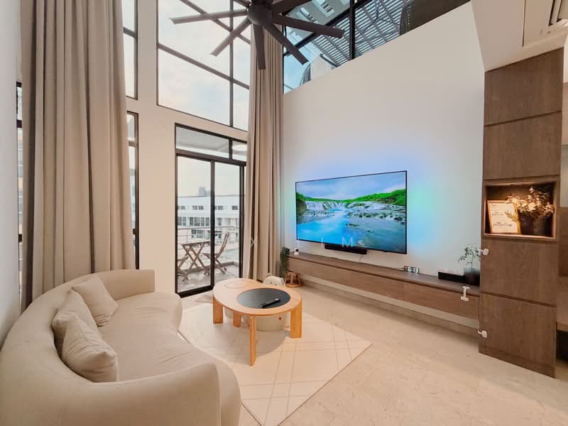Sims Green, 7 Lorong 27A Geylang, 2 Bedrooms, 1,755 sqft, Apartment For Sale, by Jax Lim, 500158140 - Living Room - PropertyGuru.com.sg