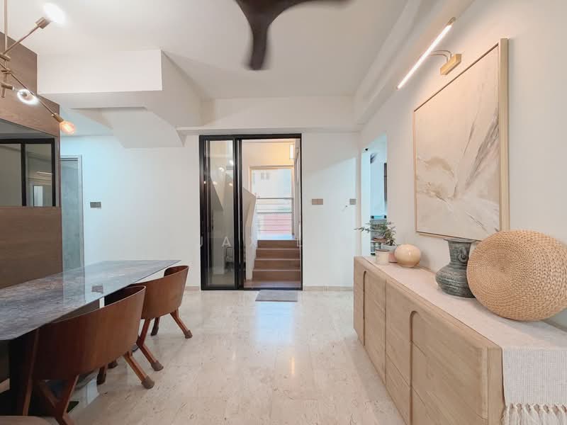 Sims Green, 7 Lorong 27A Geylang, 2 Bedrooms, 1,755 sqft, Apartment For Sale, by Jax Lim, 500158140 - Dining Room - PropertyGuru.com.sg
