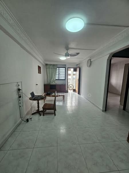219 Yishun Street 21, 219 Yishun Street 21, 2 Bedrooms, 732 sqft, HDB Flat For Rent, by CLeo Leo, 500158143 - Living Room - PropertyGuru.com.sg