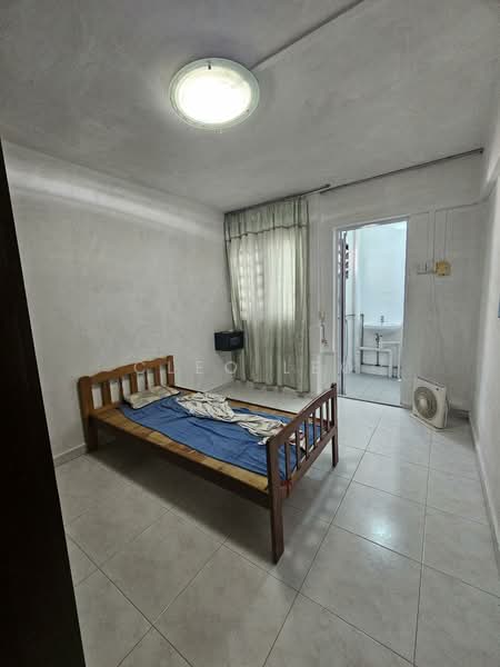 219 Yishun Street 21, 219 Yishun Street 21, 2 Bedrooms, 732 sqft, HDB Flat For Rent, by CLeo Leo, 500158143 - Bedroom - PropertyGuru.com.sg