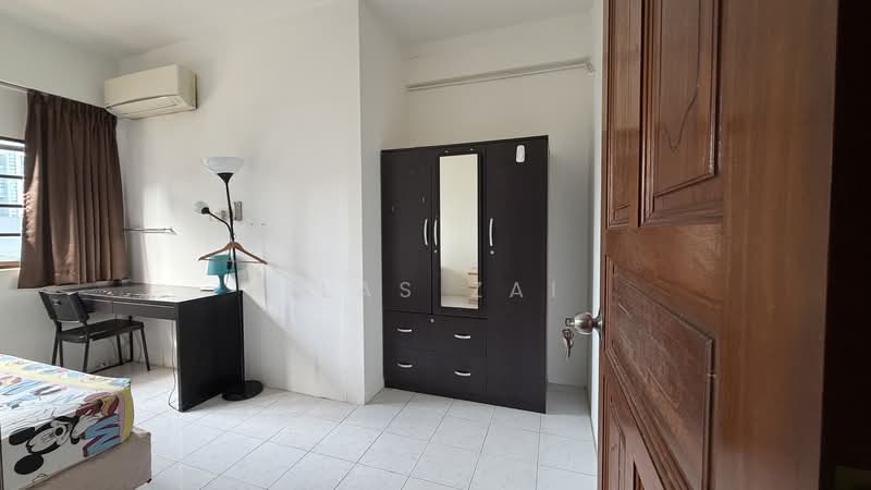 Wai Wing Centre, 501 Balestier Road, Room Rental, 150 sqft, Apartment For Rent, by Ilas Zai, 500158146 - Bedroom - PropertyGuru.com.sg