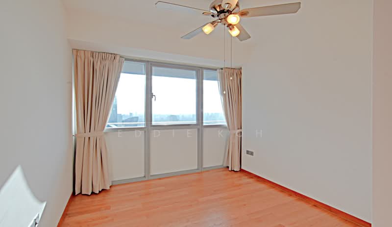 Marina Bay Suites, 3 Central Boulevard, 4 Bedrooms, 2,056 sqft, Condominium For Sale, by Eddie Koh, 500158147 - Bedroom 3 - PropertyGuru.com.sg