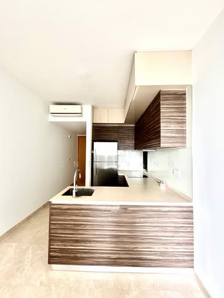 Commonwealth Towers, 230 Commonwealth Avenue, 2 Bedrooms, 753 sqft, Condominium For Rent, by Agnes Yang, 500158150 - Kitchen - PropertyGuru.com.sg