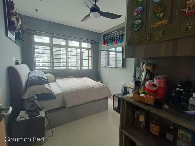 377B Hougang Street 32, 377B Hougang Street 32, 4 Bedrooms, 1,399 sqft, HDB Flat For Sale, by Dennis Lim, 500158161 - Bedroom - PropertyGuru.com.sg