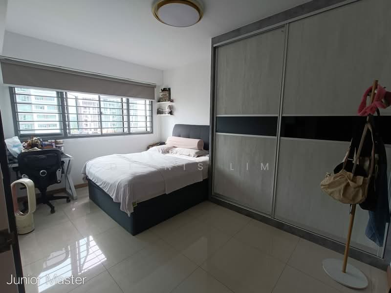 377B Hougang Street 32, 377B Hougang Street 32, 4 Bedrooms, 1,399 sqft, HDB Flat For Sale, by Dennis Lim, 500158161 - Bedroom - PropertyGuru.com.sg
