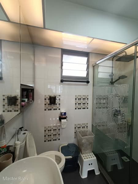 377B Hougang Street 32, 377B Hougang Street 32, 4 Bedrooms, 1,399 sqft, HDB Flat For Sale, by Dennis Lim, 500158161 - Bathroom - PropertyGuru.com.sg