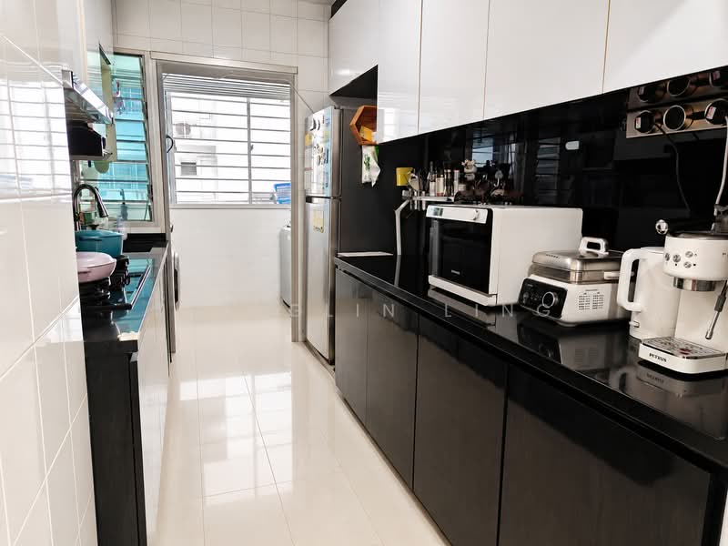 28 Ghim Moh Link, 28 Ghim Moh Link, 3 Bedrooms, 990 sqft, HDB Flat For Sale, by Zhenglin Ling, 500158165 - Kitchen - PropertyGuru.com.sg