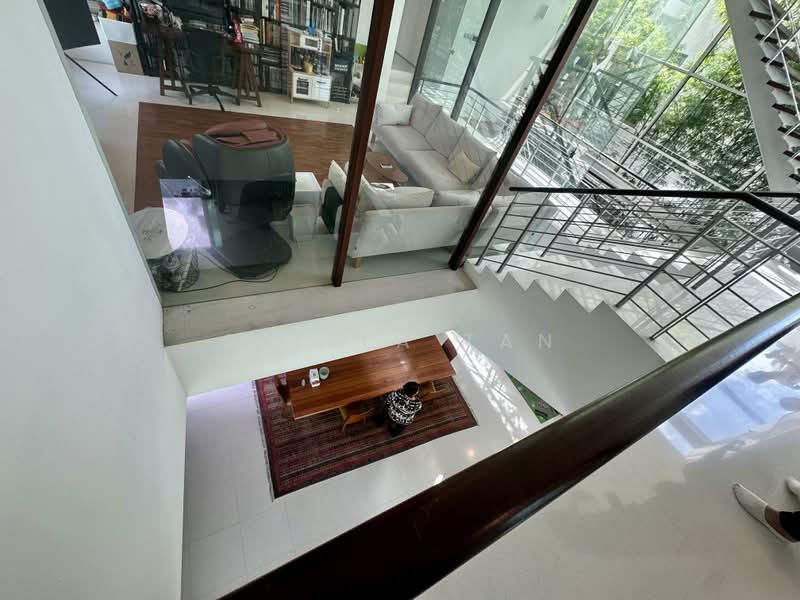 Wareham road, , 8 Bedrooms, 8,000 sqft, Detached House For Sale, by Stella Tan, 500158181 - Living Room - PropertyGuru.com.sg