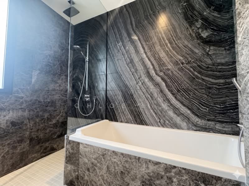 Alana, Sunrise Terrace, 4 Bedrooms, 3,358 sqft, Terraced House For Sale, by Chloe Lim, 500158184 - Bathroom - PropertyGuru.com.sg