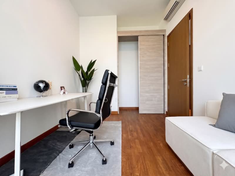 Alana, Sunrise Terrace, 4 Bedrooms, 3,358 sqft, Terraced House For Sale, by Chloe Lim, 500158184 - Study - PropertyGuru.com.sg