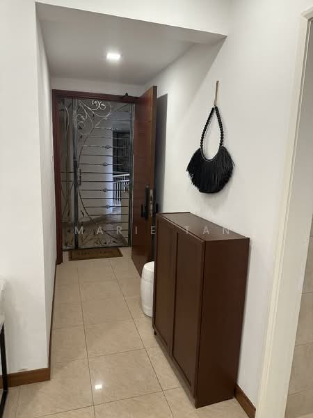 Regent Grove, 50 Choa Chu Kang North 7, 4 Bedrooms, 1,259 sqft, Condominium For Sale, by Marie Tan, 500158190 - Entrance - PropertyGuru.com.sg