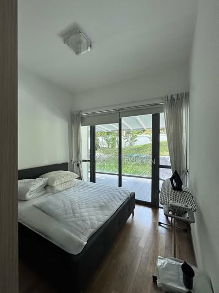 Waterfall Gardens, 10 Farrer Road, 4 Bedrooms, 2,583 sqft, Condominium For Rent, by Agnes Yang, 500158192 - Bedroom - PropertyGuru.com.sg