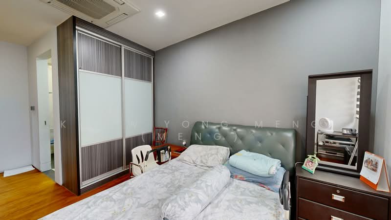 549422, Flower road, 6 Bedrooms, 3,220 sqft, Semi-Detached House For Sale, by Khiew Yong Meng (Meng), 500158195 - Bedroom - PropertyGuru.com.sg