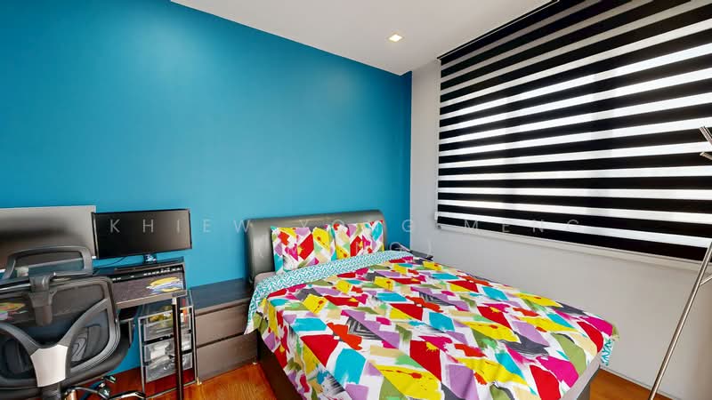 549422, Flower road, 6 Bedrooms, 3,220 sqft, Semi-Detached House For Sale, by Khiew Yong Meng (Meng), 500158195 - Bedroom - PropertyGuru.com.sg