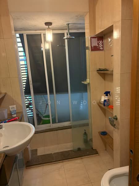Savannah Condopark, 63 Simei Rise, 3 Bedrooms, 1,227 sqft, Condominium For Sale, by Jon Woo, 500158212 - Bathroom - PropertyGuru.com.sg