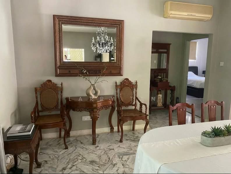 Swiss Club Park, Jalan Senandong, 5 Bedrooms, 4,000 sqft, Good Class Bungalow For Sale, by Larry Tan, 500158213 - Living Room - PropertyGuru.com.sg