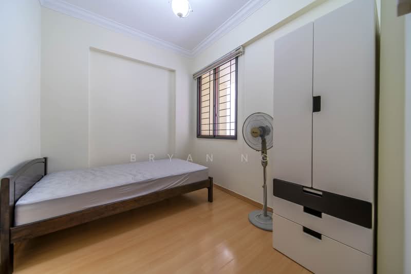 Tropical Spring, 25 Simei Street 4, 3 Bedrooms, 1,076 sqft, Condominium For Sale, by Bryan Ng, 500158238 - Study (Bedroom) - PropertyGuru.com.sg