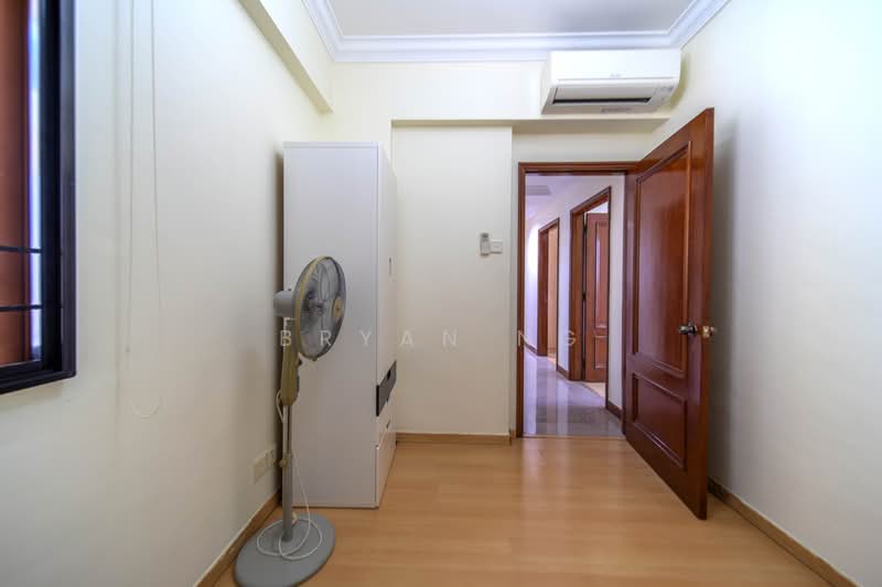 Tropical Spring, 25 Simei Street 4, 3 Bedrooms, 1,076 sqft, Condominium For Sale, by Bryan Ng, 500158238 - Study (Bedroom) - PropertyGuru.com.sg