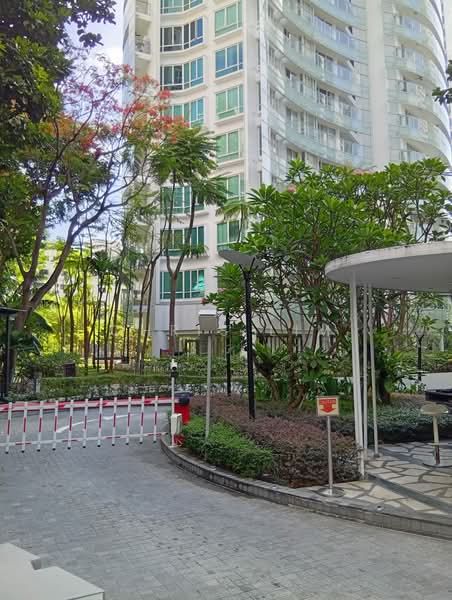 Saint Thomas Suites, 33 St Thomas Walk, 4 Bedrooms, 2,012 sqft, Condominium For Rent, by Chris Lim, 500158242 - Exterior - PropertyGuru.com.sg