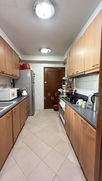 Trellis Towers, 700 Toa Payoh Lorong 1, Room Rental, 100 sqft, Condominium For Rent, by Karen Tang, 500158247 - Kitchen - PropertyGuru.com.sg