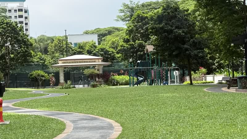 Trellis Towers, 700 Toa Payoh Lorong 1, Room Rental, 100 sqft, Condominium For Rent, by Karen Tang, 500158247 - Exterior - PropertyGuru.com.sg