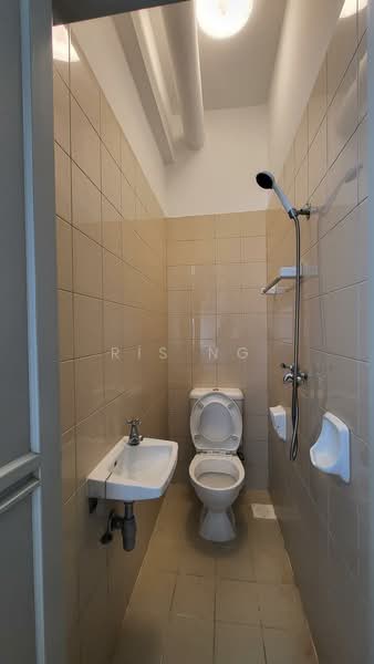 River Place, 60 Havelock Road, 4 Bedrooms, 3,649 sqft, Condominium For Rent, by Ris Ng, 500158249 - Bathroom - PropertyGuru.com.sg