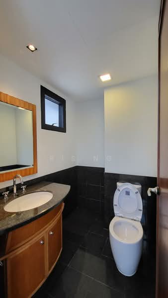 River Place, 60 Havelock Road, 4 Bedrooms, 3,649 sqft, Condominium For Rent, by Ris Ng, 500158249 - Bathroom - PropertyGuru.com.sg
