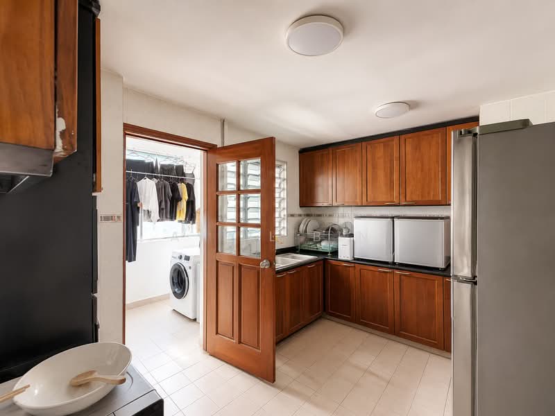 Aspen Heights, 261 River Valley Road, 5 Bedrooms, 1,335 sqft, Condominium For Rent, by Avril Bin, 500158260 - Kitchen - PropertyGuru.com.sg