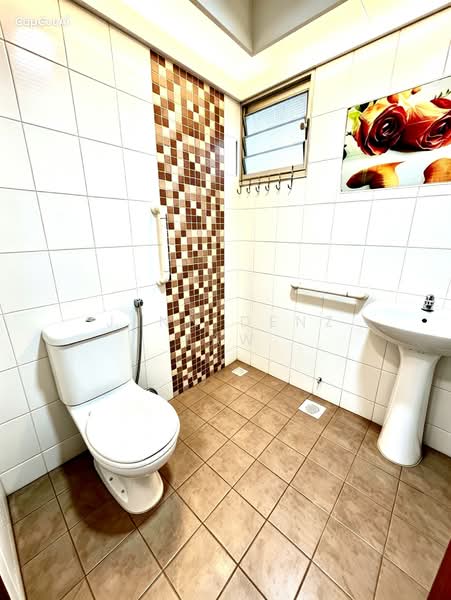 308B Ang Mo Kio Avenue 1, 308B Ang Mo Kio Avenue 1, 3 Bedrooms, 1,011 sqft, HDB Flat For Sale, by Jenn Denz Law, 500158263 - Common Bathroom - PropertyGuru.com.sg