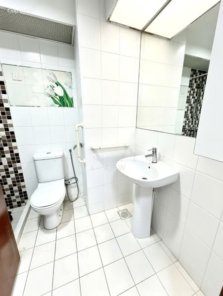 308B Ang Mo Kio Avenue 1, 308B Ang Mo Kio Avenue 1, 3 Bedrooms, 1,011 sqft, HDB Flat For Sale, by Jenn Denz Law, 500158263 - Master Bathroom - PropertyGuru.com.sg
