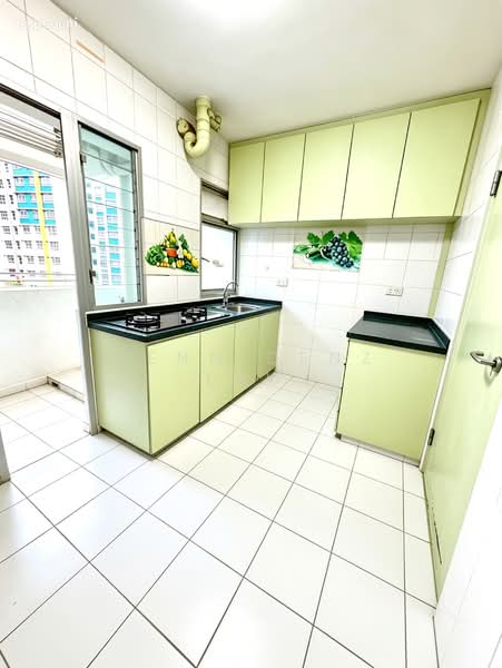 308B Ang Mo Kio Avenue 1, 308B Ang Mo Kio Avenue 1, 3 Bedrooms, 1,011 sqft, HDB Flat For Sale, by Jenn Denz Law, 500158263 - Kitchen - PropertyGuru.com.sg