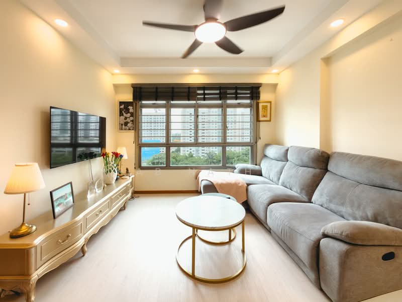338C Anchorvale Crescent, 338C Anchorvale Crescent, 3 Bedrooms, 1,001 sqft, HDB Flat For Sale, by Prab Nathan, 500158272 - Living Room - PropertyGuru.com.sg