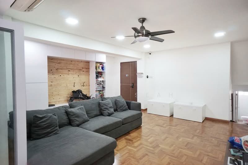 Pandan Valley, 1 Pandan Valley, 4 Bedrooms, 2,024 sqft, Condominium For Sale, by James Seah, 500158307 - Living Room - PropertyGuru.com.sg
