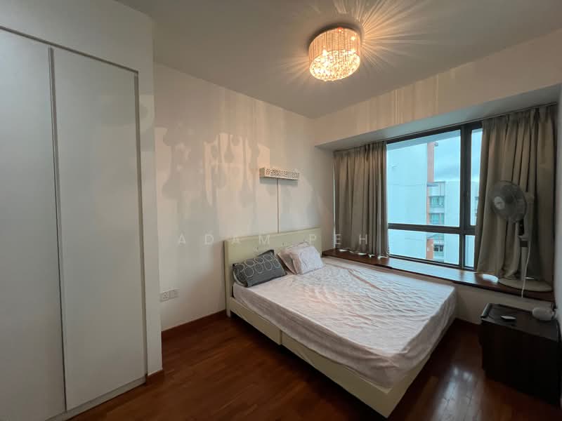 Double Bay Residences, 17A Simei Street 4, 2 Bedrooms, 1,001 sqft, Condominium For Sale, by Adam Peh, 500158315 - Bedroom - PropertyGuru.com.sg