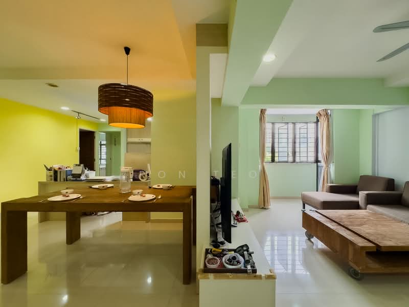 669B Jurong West Street 64, 669B Jurong West Street 64, 4 Bedrooms, 1,399 sqft, HDB Flat For Sale, by Ron Teo, 500158316 - Dining Room - PropertyGuru.com.sg