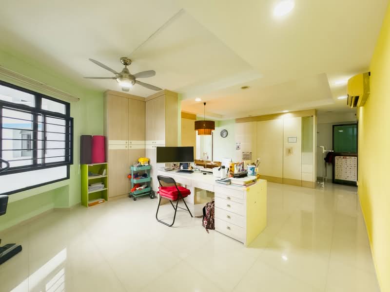 669B Jurong West Street 64, 669B Jurong West Street 64, 4 Bedrooms, 1,399 sqft, HDB Flat For Sale, by Ron Teo, 500158316 - Study - PropertyGuru.com.sg