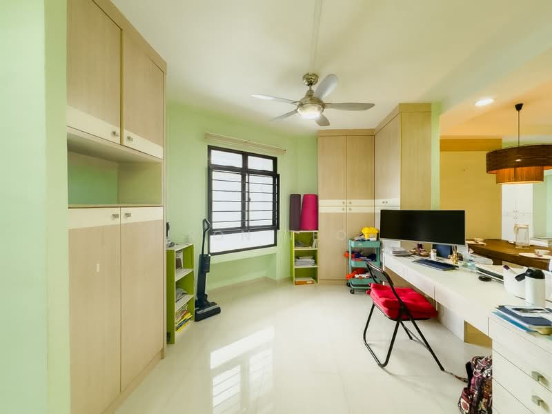 669B Jurong West Street 64, 669B Jurong West Street 64, 4 Bedrooms, 1,399 sqft, HDB Flat For Sale, by Ron Teo, 500158316 - Study - PropertyGuru.com.sg