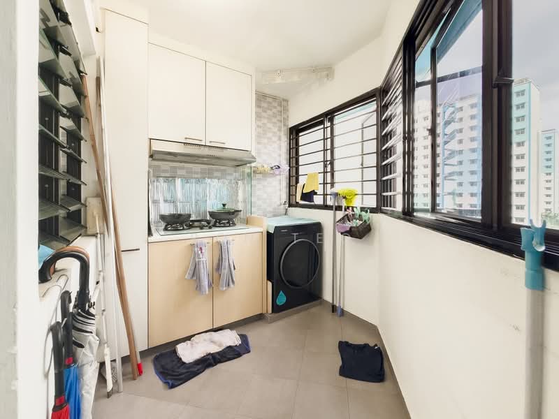 669B Jurong West Street 64, 669B Jurong West Street 64, 4 Bedrooms, 1,399 sqft, HDB Flat For Sale, by Ron Teo, 500158316 - Kitchen - PropertyGuru.com.sg