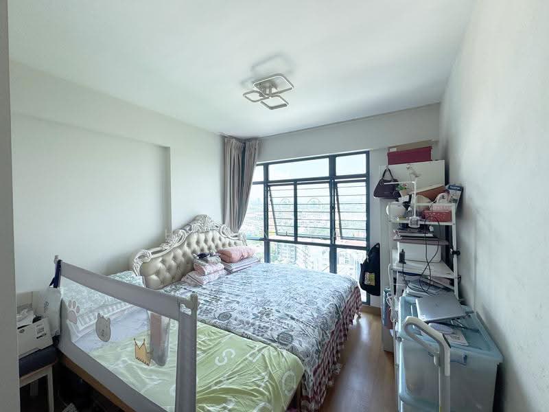 Blue Horizon, 23 West Coast Crescent, Buona Vista / West Coast / Clementi New Town, 2 Bedrooms, 904 sqft, Condominium For Sale, by Helen Yau, 500158317 - Bedroom - PropertyGuru.com.sg