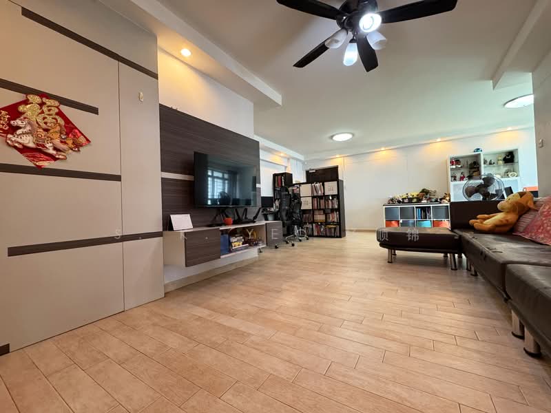 173D Punggol Field, 173D Punggol Field, 3 Bedrooms, 1,184 sqft, HDB Flat For Sale, by S. K. Yeo 杨顺锦, 500158320 - Living Room - PropertyGuru.com.sg