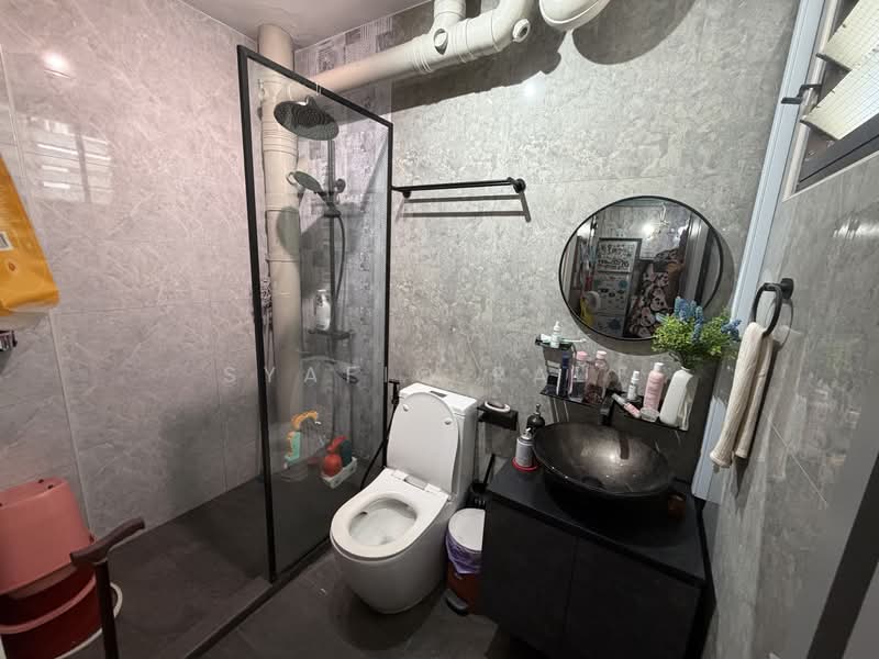 659 Choa Chu Kang Crescent, 659 Choa Chu Kang Crescent, 3 Bedrooms, 1,345 sqft, HDB Flat For Sale, by Syafiq Rauf, 500158324 - Bathroom  - PropertyGuru.com.sg